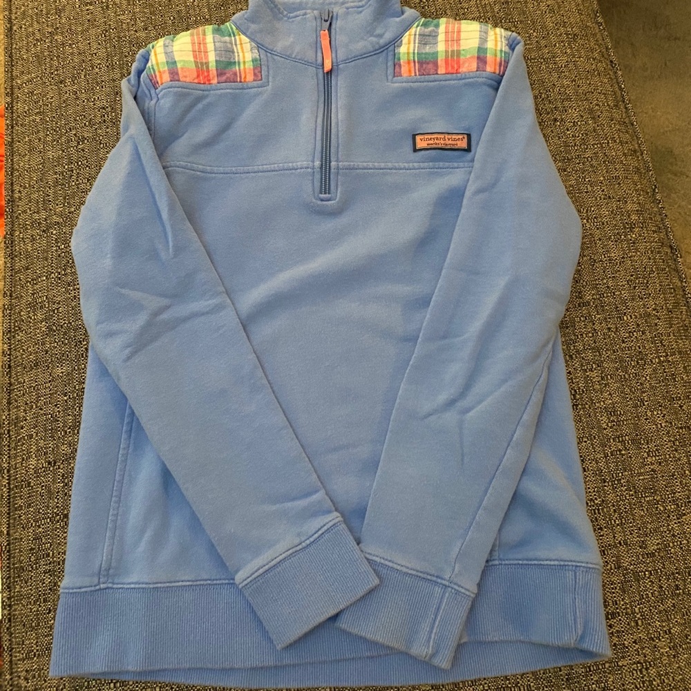 GUC Vineyard Vines quarter zip